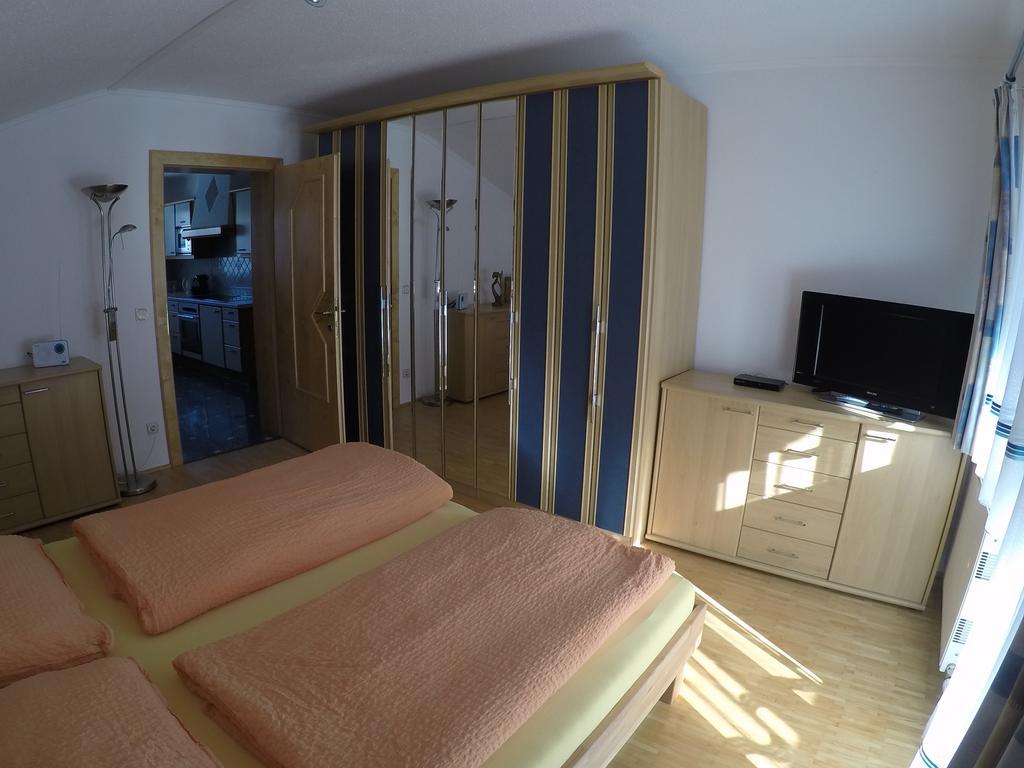האוס Ferienwohnung Gia מראה חיצוני תמונה